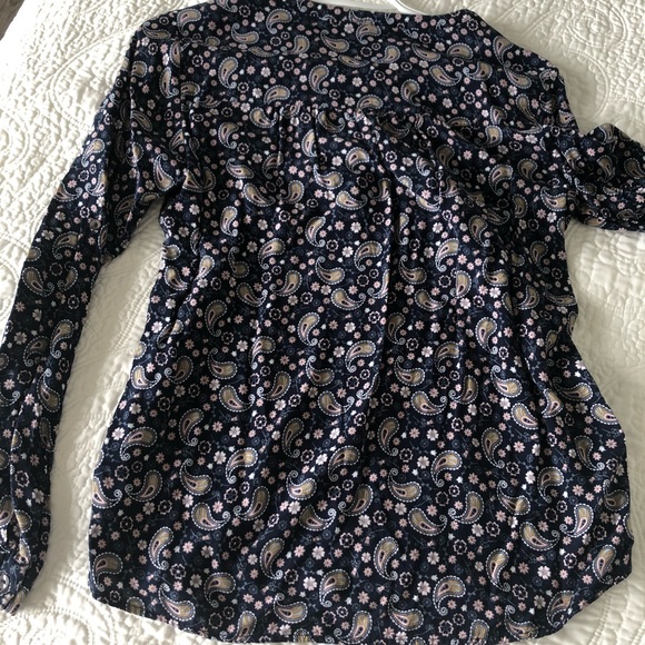 2 Tops,One H&M and One Tom Tailor - Picture 7 of 16